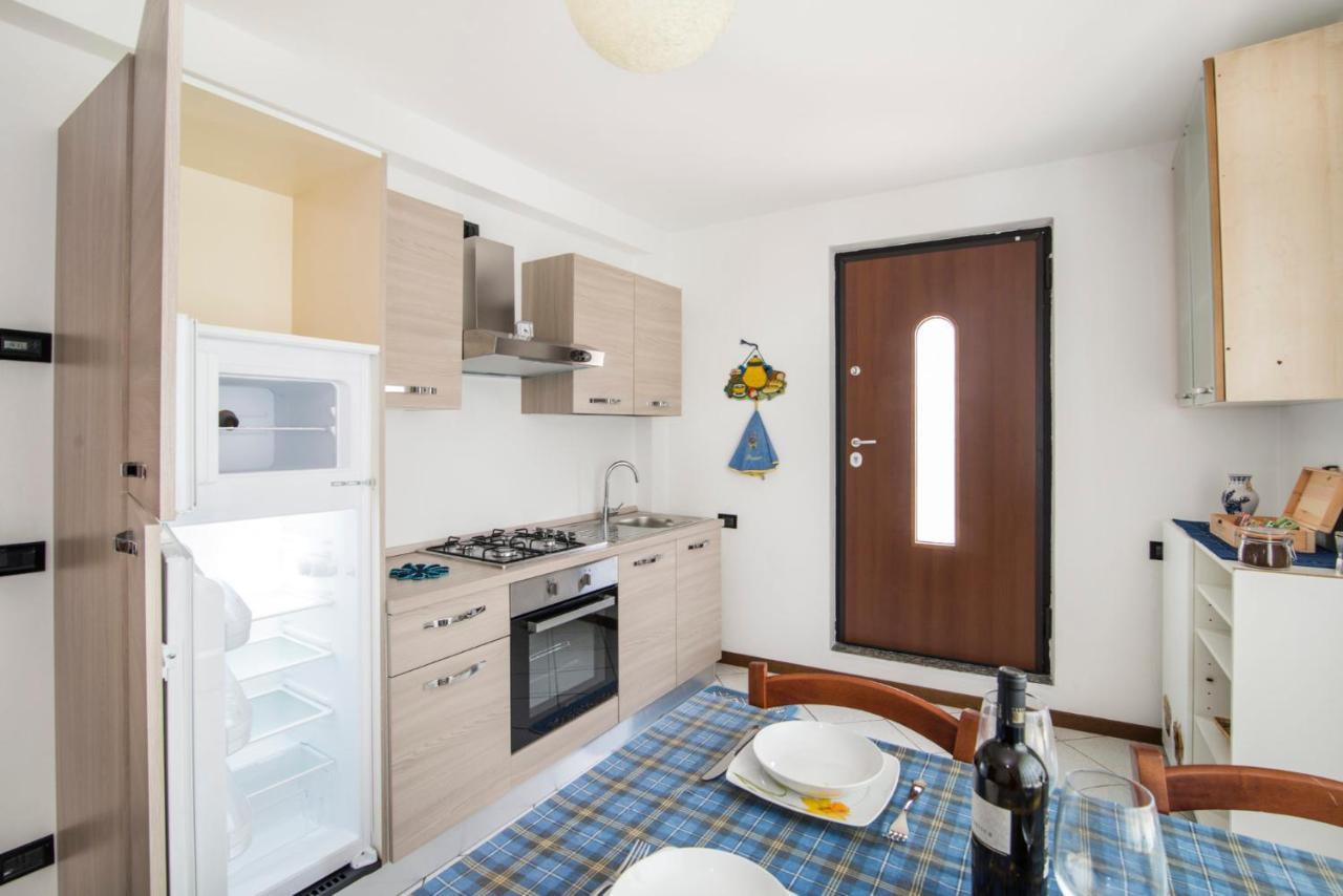 Casa Vacanze Linda เจราลาริโอ ภายนอก รูปภาพ